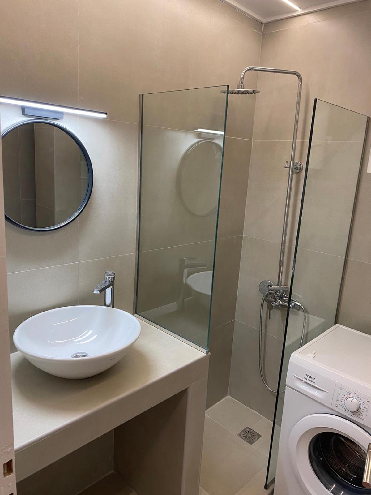 Evrou 21A Metropolitan Suite アテネ エクステリア 写真
